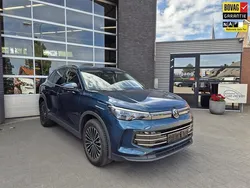Blauw Gebruikt 2024 VW Tiguan Elegance SUV | € 45.900 (Super prijs)