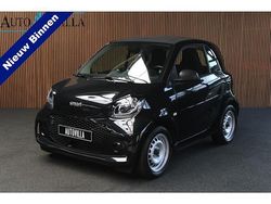 Zwart (metallic) Gebruikt 2021 Smart ForTwo Coupé Hatchback | € 9.950