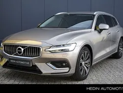 Grijs Gebruikt 2021 Volvo V60 Inscription Stationwagen | € 37.995 (Eerlijke prijs)