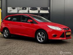 Rood Gebruikt 2013 Ford Focus Stationwagen | € 4.899 (Eerlijke prijs)