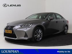 Grijs Gebruikt 2020 Lexus IS300h Business Edition Sedan | € 25.945 (Iets duurder)