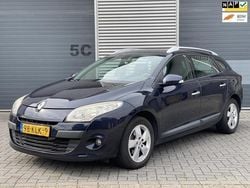 Blauw Gebruikt 2010 Renault Mégane GrandTour Dynamique Stationwagen | € 2.250 (Goede deal)