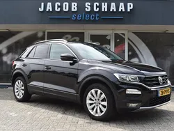 Zwart Gebruikt 2019 VW T-Roc Style SUV | € 22.500 (Eerlijke prijs)