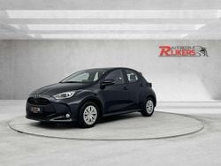 Zwart Gebruikt 2024 Mazda 2 Center-Line Hatchback | € 21.595 (Eerlijke prijs)