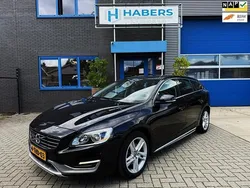 Zwart Gebruikt 2014 Volvo V60 Momentum Stationwagen | € 14.945 (Iets duurder)