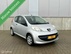 Grijs Gebruikt 2008 Peugeot 107 Hatchback | € 2.450 (Eerlijke prijs)