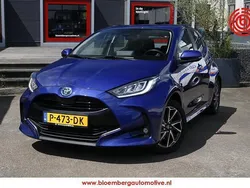 Blauw Gebruikt 2022 Toyota Yaris Hatchback | € 21.950 (Eerlijke prijs)