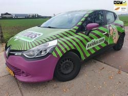 Wit Gebruikt 2013 Renault Clio IV Expression+ Hatchback | € 2.950 (Duur)