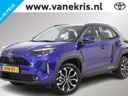 Blauw, metallic lak Gebruikt 2025 Toyota Yaris Cross Comfort SUV | € 34.999 (Duur)