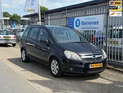 Zwart, metallic lak Gebruikt 2007 Opel Zafira MPV | € 1.495 (Goede deal)