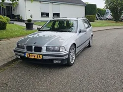 Zilver Gebruikt 1999 BMW 320 Sport Line Stationwagen | € 3.750 (Iets duurder)