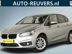 Zilver, metallic lak Gebruikt 2016 BMW 220 Active Tourer MPV | € 18.900 (Eerlijke prijs)