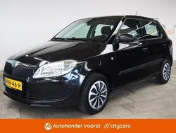 Zwart Gebruikt 2011 Skoda Fabia Comfort Hatchback | € 5.845 (Iets duurder)