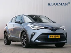 Grijs, metallic lak Gebruikt 2021 Toyota C-HR Executive SUV | € 21.895 (Eerlijke prijs)