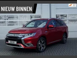 Rood Gebruikt 2019 Mitsubishi Outlander Edition SUV | € 20.950 (Eerlijke prijs)