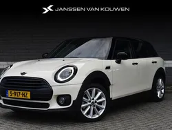 Wit Gebruikt 2023 Mini Cooper Clubman Classic Stationwagen | € 27.495 (Iets duurder)