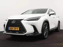 Wit Gebruikt 2022 Lexus NX450h+ Executive Line SUV | € 57.945 (Eerlijke prijs)
