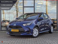 Blauw Gebruikt 2021 Toyota Yaris Hybrid Active Hatchback | € 20.495 (Eerlijke prijs)