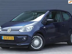 Blauw Gebruikt 2013 VW up! high up! Hatchback | € 4.450 (Eerlijke prijs)