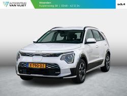 Wit, metallic lak Gebruikt 2023 Kia e-Niro SUV | € 28.690 (Super prijs)