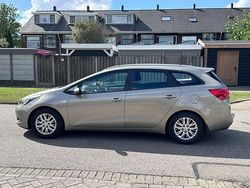 Grijs Gebruikt 2015 Kia Ceed Sportswagon Comfort Stationwagen | € 6.950 (Eerlijke prijs)
