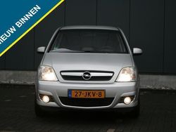 Grijs Gebruikt 2009 Opel Meriva Cosmo MPV | € 2.949 (Eerlijke prijs)