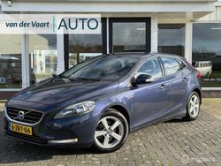 Blauw Gebruikt 2014 Volvo V40 Momentum Hatchback | € 7.995 (Eerlijke prijs)