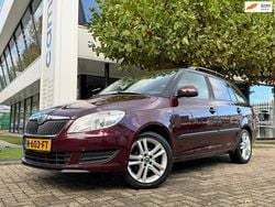 Rood Gebruikt 2011 Skoda Fabia Ambition Hatchback | € 4.950 (Iets duurder)