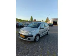 Grijs Gebruikt 2010 Nissan Pixo Acenta Hatchback | € 3.750 (Eerlijke prijs)