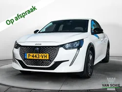 Wit Gebruikt 2022 Peugeot e-208 Active Hatchback | € 16.400 (Goede deal)