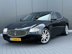 Zwart, metallic lak Gebruikt 2005 Maserati Quattroporte Sedan | € 15.995