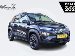 Zwart Gebruikt 2023 Dacia Spring Comfort Plus Hatchback | € 12.795 (Eerlijke prijs)