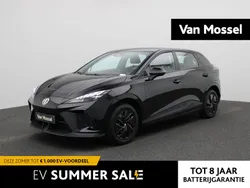 Zwart, metallic lak Gebruikt 2023 MG MG4 EV Hatchback | € 19.495 (Eerlijke prijs)