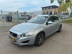 Gebruikt 2013 Volvo V60 Stationwagen | € 4.499