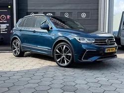 Blauw Gebruikt 2021 VW Tiguan Business+ SUV | € 30.995 (Eerlijke prijs)