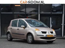 Beige Gebruikt 2005 Renault Modus Expression MPV | € 1.250 (Goede deal)