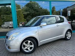 Zilver Gebruikt 2007 Suzuki Swift Exclusive Hatchback | € 2.500 (Eerlijke prijs)