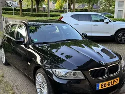 Zwart Gebruikt 2011 BMW 318 Stationwagen | € 7.250 (Eerlijke prijs)