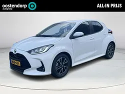 Wit Gebruikt 2022 Toyota Yaris Hybrid Hatchback | € 22.900 (Iets duurder)