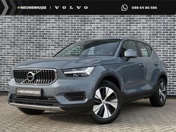 Grijs Gebruikt 2022 Volvo XC40 Inscription SUV | € 32.899 (Eerlijke prijs)