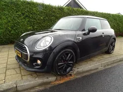 Zwart Gebruikt 2015 Mini ONE Chili Hatchback | € 9.750 (Eerlijke prijs)