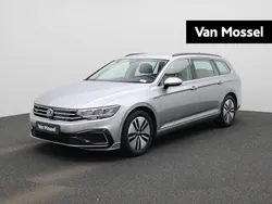 Zilver Gebruikt 2022 VW Passat Business Stationwagen | € 28.900 (Iets duurder)