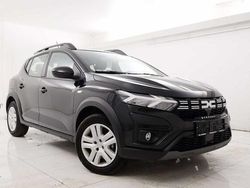 Zwart Gebruikt 2024 Dacia Sandero Hatchback | € 18.750 (Eerlijke prijs)