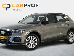 Grijs Gebruikt 2020 Audi Q3 Business SUV | € 28.445