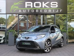 Grijs Gebruikt 2024 Toyota Aygo Envy Hatchback | € 21.550 (Eerlijke prijs)