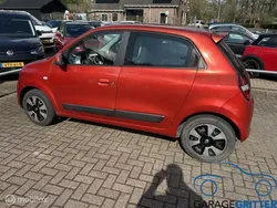 Rood Gebruikt 2015 Renault Twingo Authentique Hatchback | € 7.450 (Iets duurder)