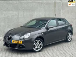 Grijs Gebruikt 2016 Alfa Romeo Giulietta Hatchback | € 15.990 (Goede deal)