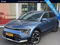 Mineral blue (licht blauw) Gebruikt 2024 Kia e-Niro Advance SUV | € 32.950 (Super prijs)
