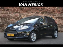 Zwart Gebruikt 2014 Ford Fiesta Titanium Hatchback | € 6.445 (Eerlijke prijs)