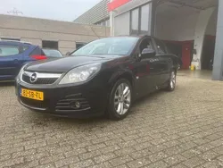 Zwart Gebruikt 2005 Opel Vectra GTS Sport Hatchback | € 2.995 (Iets duurder)